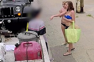 欧美熟女吞精视频